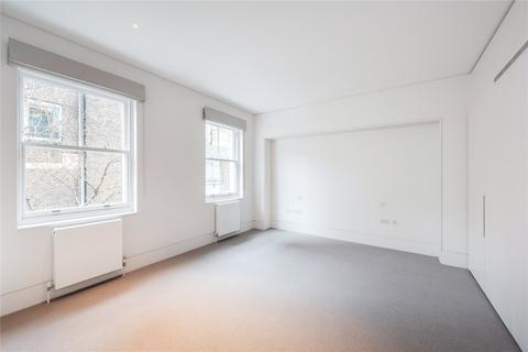 3 bedroom terraced house to rent, Cadogan Lane, Sloane Square, London, SW1X