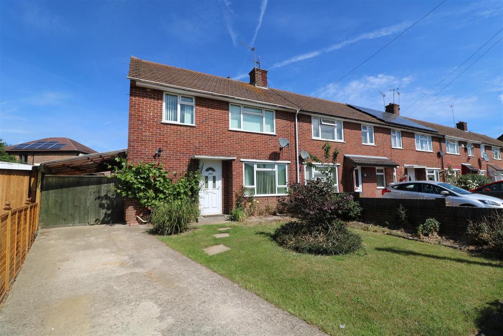 Gainsborough Road, Reading 3 bed end of terrace house £315,000