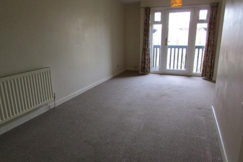 2 bedroom apartment to rent, Northumberland Court, Banbury OX16