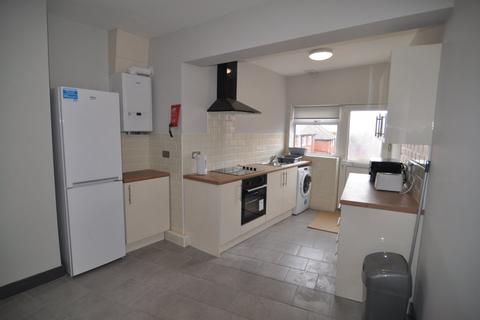 1 bedroom in a house share to rent, Sherwood Street, Barnsley