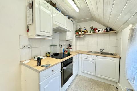 1 bedroom maisonette to rent, King Street, Ramsgate