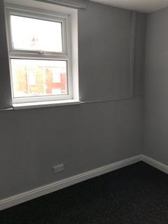 1 bedroom flat to rent, Spring Gardens, Goole