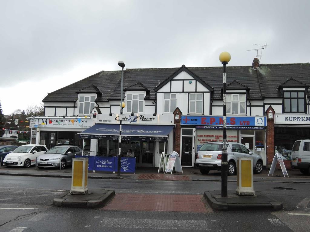 Goldings Hill, Loughton 1 bed flat £900 pcm (£208 pw)