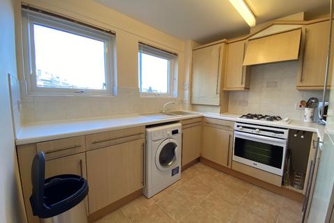 2 bedroom flat to rent, Rennies Isle, The Shore, Edinburgh, EH6