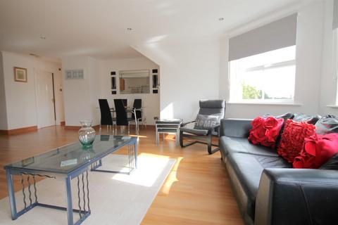 2 bedroom apartment to rent, Trinity Court, Green Street, Knutsford