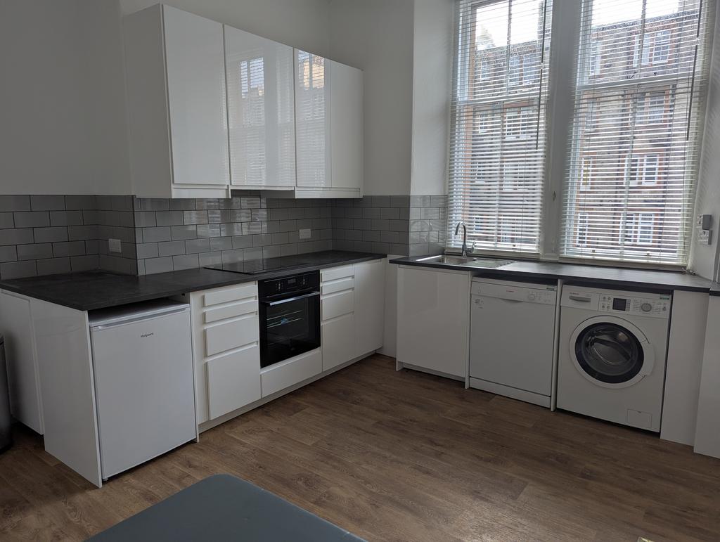 Kitchen 8