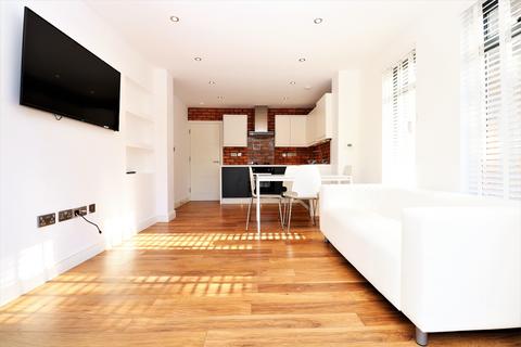 3 bedroom flat for sale, Eastern Road, Bounds Green