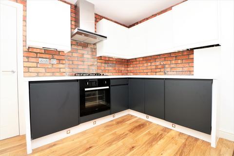 3 bedroom flat for sale, Eastern Road, Bounds Green