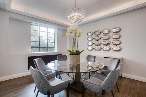 3 bedroom flat to rent, Princes Gate, Knightsbridge