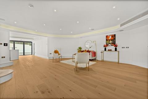 4 bedroom detached house for sale, Spaniards Road, Hampstead, London