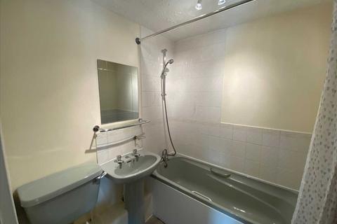 1 bedroom apartment to rent, Greenfields, Winsford