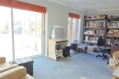 undefined, Cannon Grove, Fetcham KT22