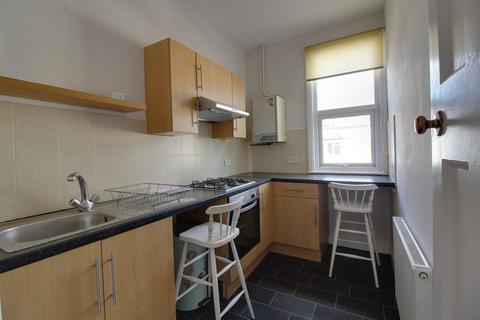 1 bedroom flat to rent, Westborough Road, Westcliff On Sea SS0