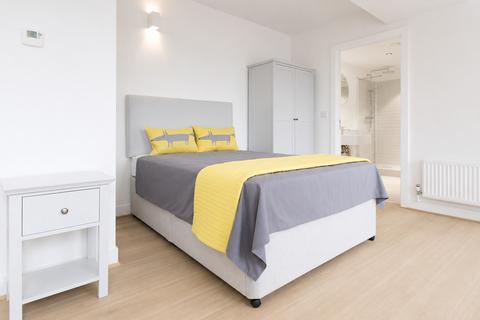 Studio to rent, Oxford City Centre