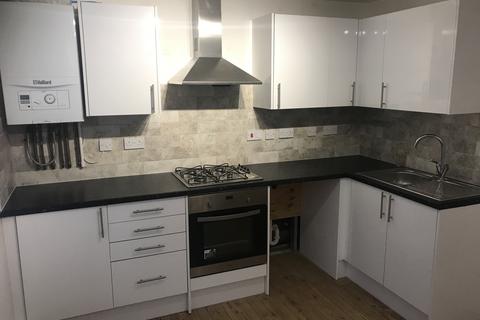 Liverpool Road, Luton LU1