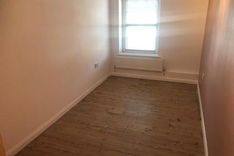 undefined, Liverpool Road, Luton LU1
