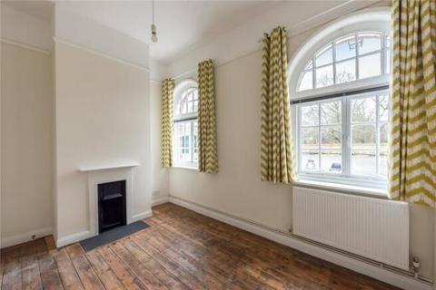 3 bedroom flat to rent, Park Flats,  Hampstead Heath,  N6