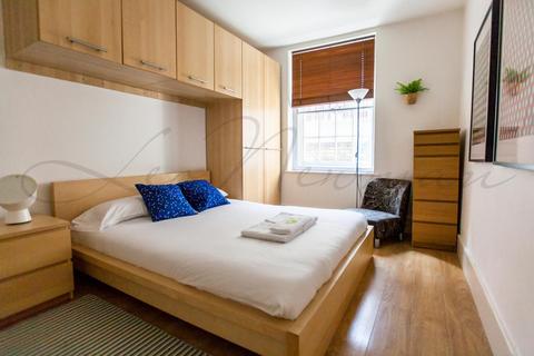 undefined, Hunter Street, Bloomsbury, WC1