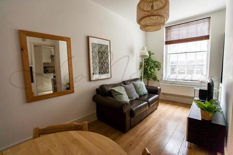 undefined, Hunter Street, Bloomsbury, WC1