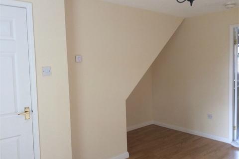 2 bedroom townhouse to rent, Tulip Road, Scunthorpe