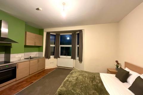 undefined, Room 3, 58 Highfield Road, Wheatley, DN1