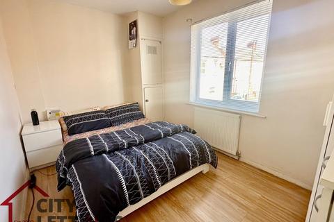 1 bedroom flat to rent, Petersham Mews, Lenton