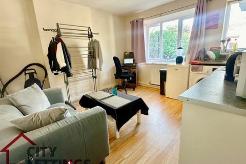 1 bedroom flat to rent, Petersham Mews, Lenton