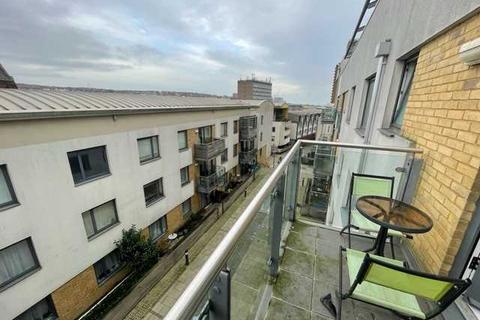 2 bedroom apartment to rent, Horsted Court, City Point, Brighton