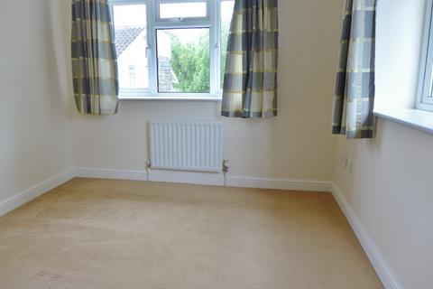 2 bedroom flat to rent, West Wellow   Lower Common Road   UNFURNISHED