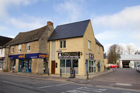 High Street, Witney, Oxfordshire, OX28