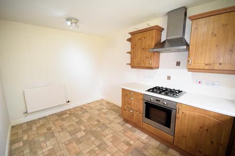 3 bedroom terraced house to rent, Whitfell Avenue, Carlisle