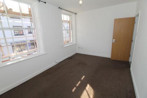 2 bedroom apartment to rent, Rochdale OL12