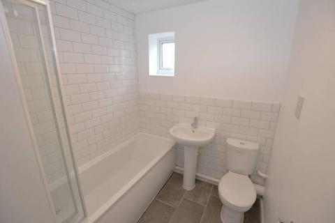 3 bedroom semi-detached house to rent, Court Corner, Olney, MK46