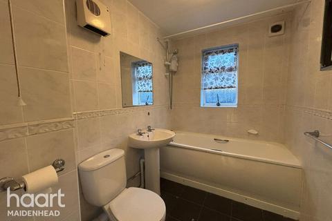 1 bedroom apartment to rent, Walpole Road, Slough