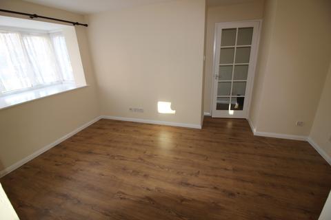 1 bedroom flat to rent - Worcester Park , Surrey KT4