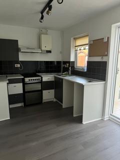 3 bedroom semi-detached house to rent, Uldale Way, Gunthorpe, PE4