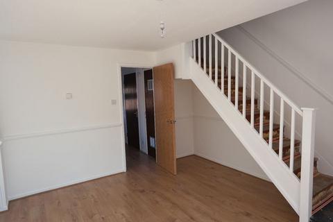 2 bedroom terraced house to rent, Garside Close, West Thamesmead, London SE28