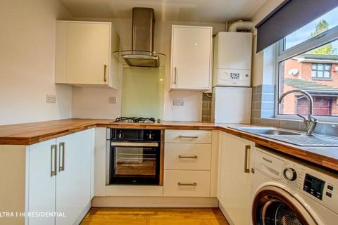 2 bedroom terraced house to rent, Garside Close, West Thamesmead, London SE28