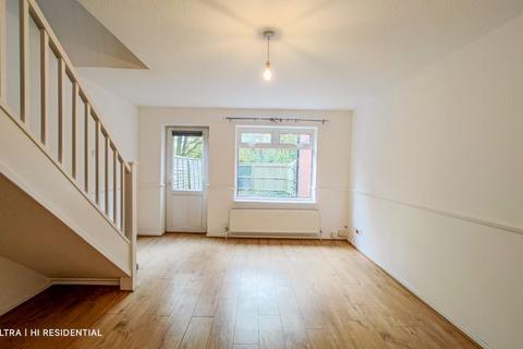 2 bedroom terraced house to rent, Garside Close, West Thamesmead, London SE28