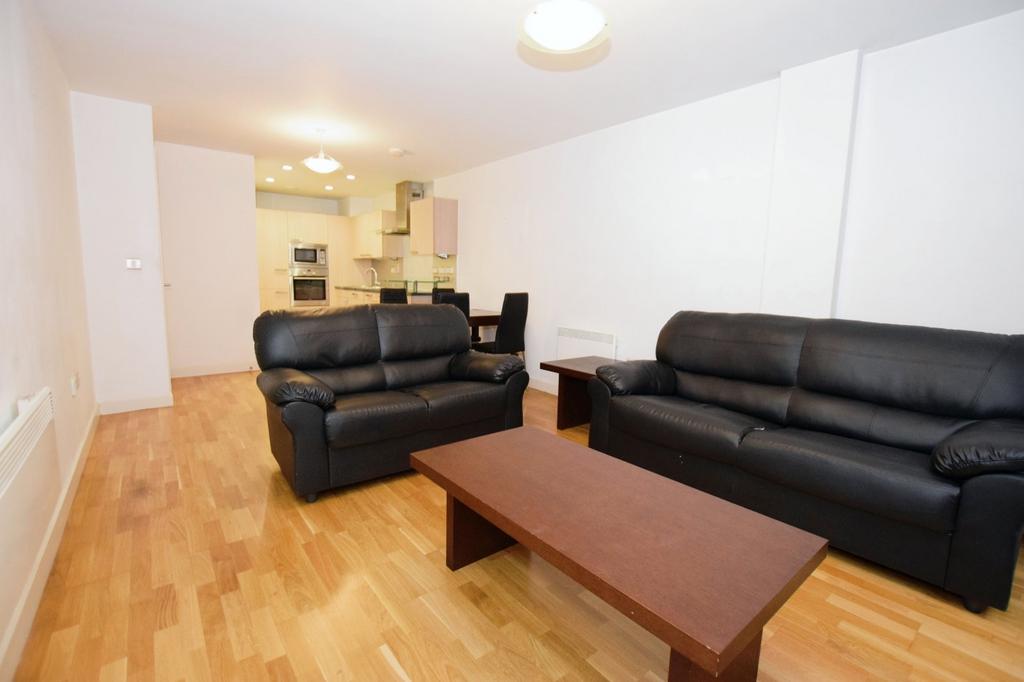 Apartment in Manchester, City Centre - View 2