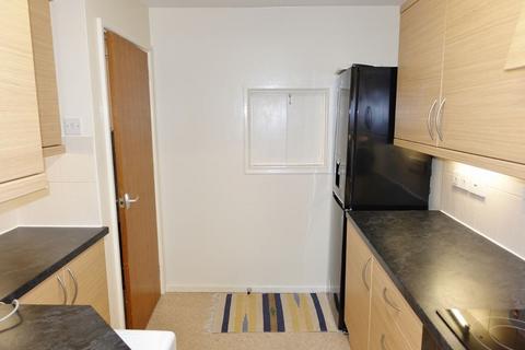 2 bedroom flat to rent, Greville Starkey Avenue, Newmarket