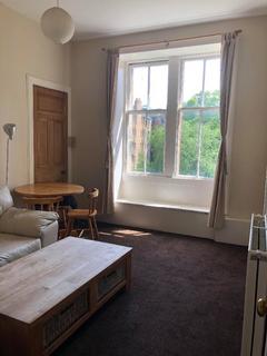 3 bedroom flat to rent, Montpelier Park, Bruntsfield, Edinburgh, EH10
