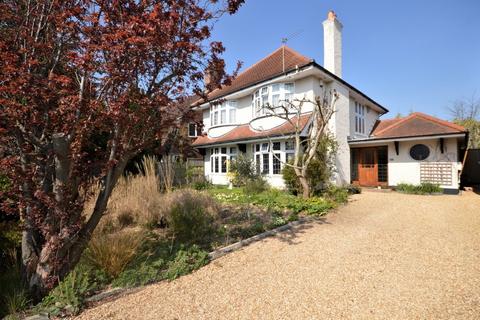 4 bedroom detached house for sale, De Lisle Road, Bournemouth