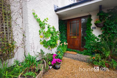 4 bedroom detached house for sale, De Lisle Road, Bournemouth