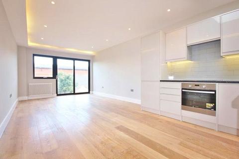 2 bedroom apartment to rent, Essex Place, London, W4