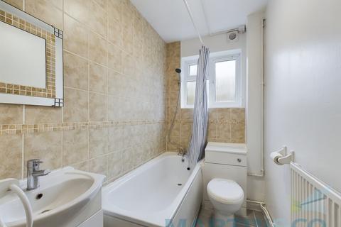 2 bedroom flat to rent, York Avenue,Hove