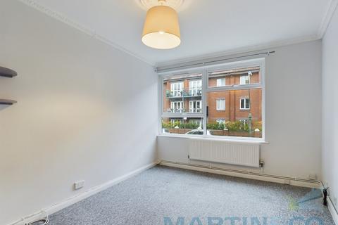 2 bedroom flat to rent, York Avenue,Hove