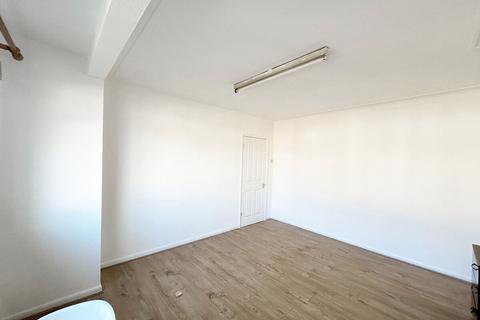 2 bedroom maisonette to rent, Draycott Avenue, Harrow