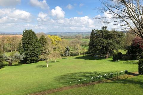 2 bedroom cottage to rent, A Beautifully Unique 2 Bed Detached Cottage - Available early November