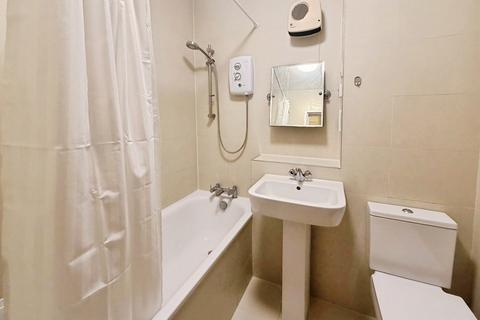undefined, Vicars Bridge Close, Ealing, HA0